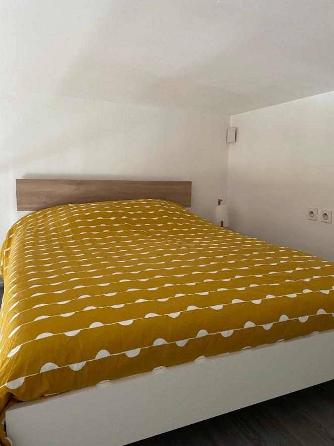 Immeuble Les Perdrix Lägenhet Quimper Exteriör bild