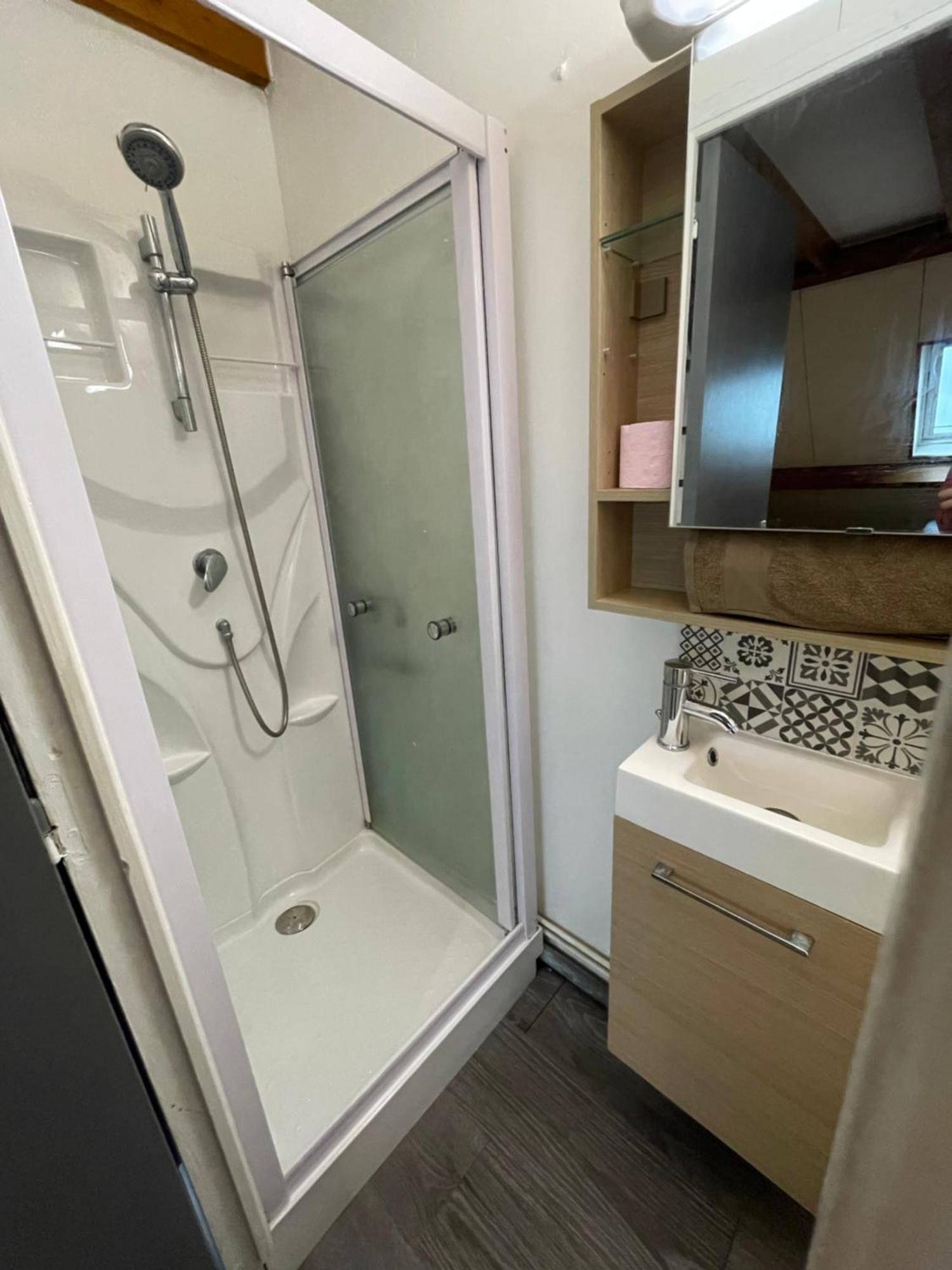 Immeuble Les Perdrix Lägenhet Quimper Exteriör bild